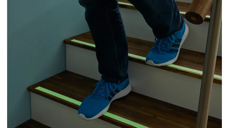 tesa® Anti-Rutschband fluoreszierend fluorezierend