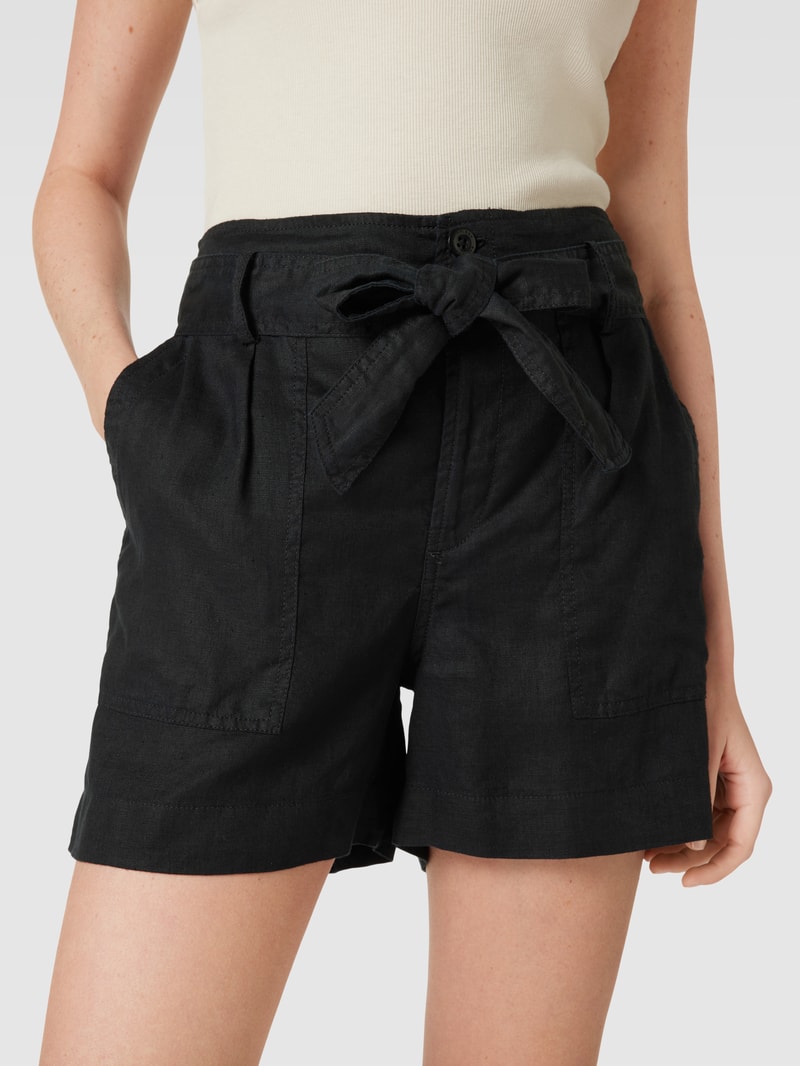 Shorts mit Stoffgürtel Modell 'DAVIANA' in schwarz
