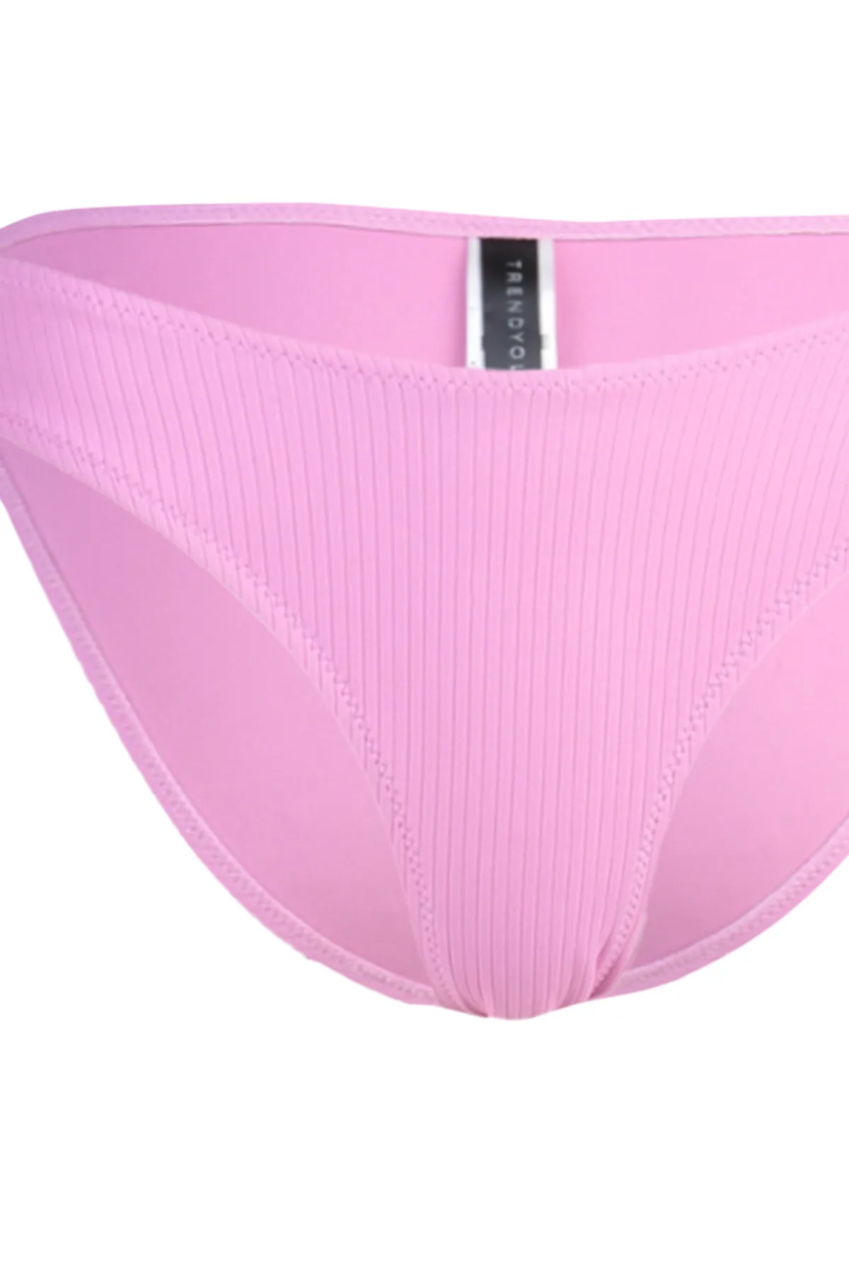 Trendyol Collection  Ecru strukturierte Bikinihose mit hohem Beinausschnitt TBESS21BA0014
