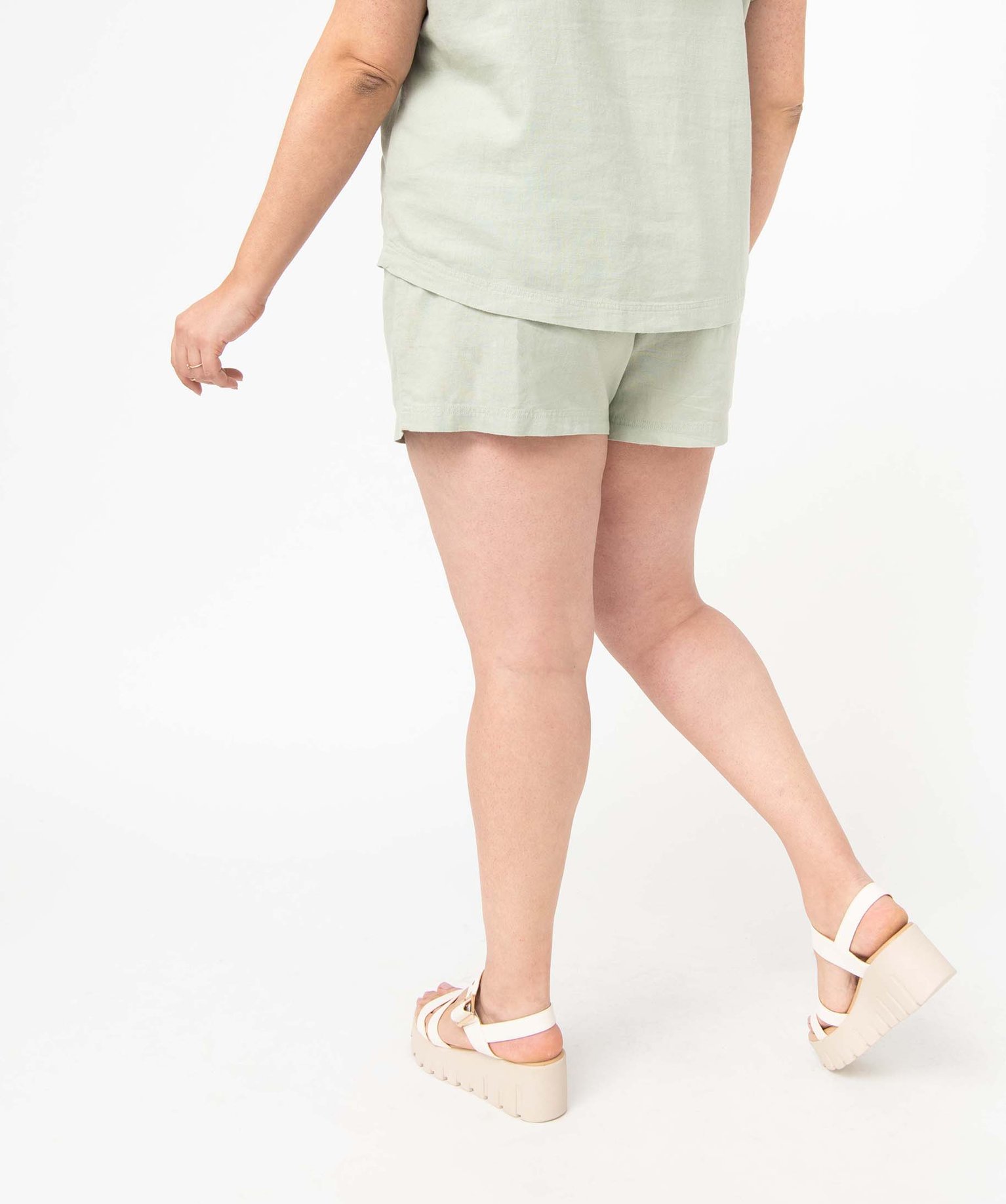 Short femme grande taille ample en lin mélangé beige | GEMO