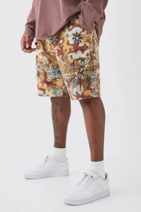 Plus Camouflage Twill Cargo-Shorts