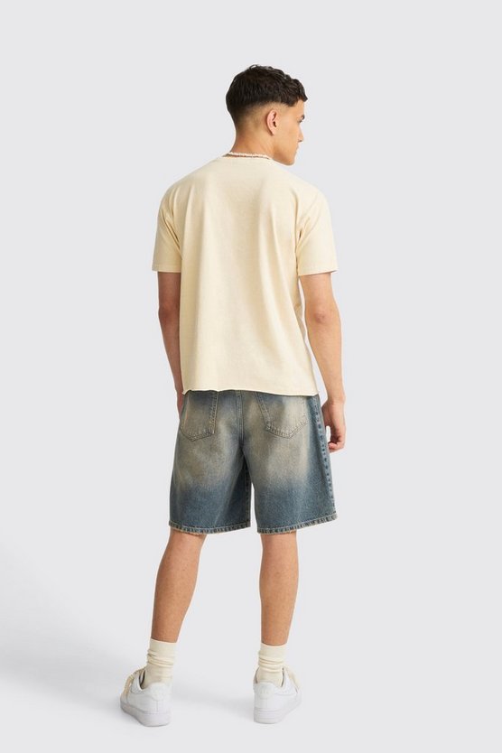 Kastiges zerrissenes Pride T-Shirt