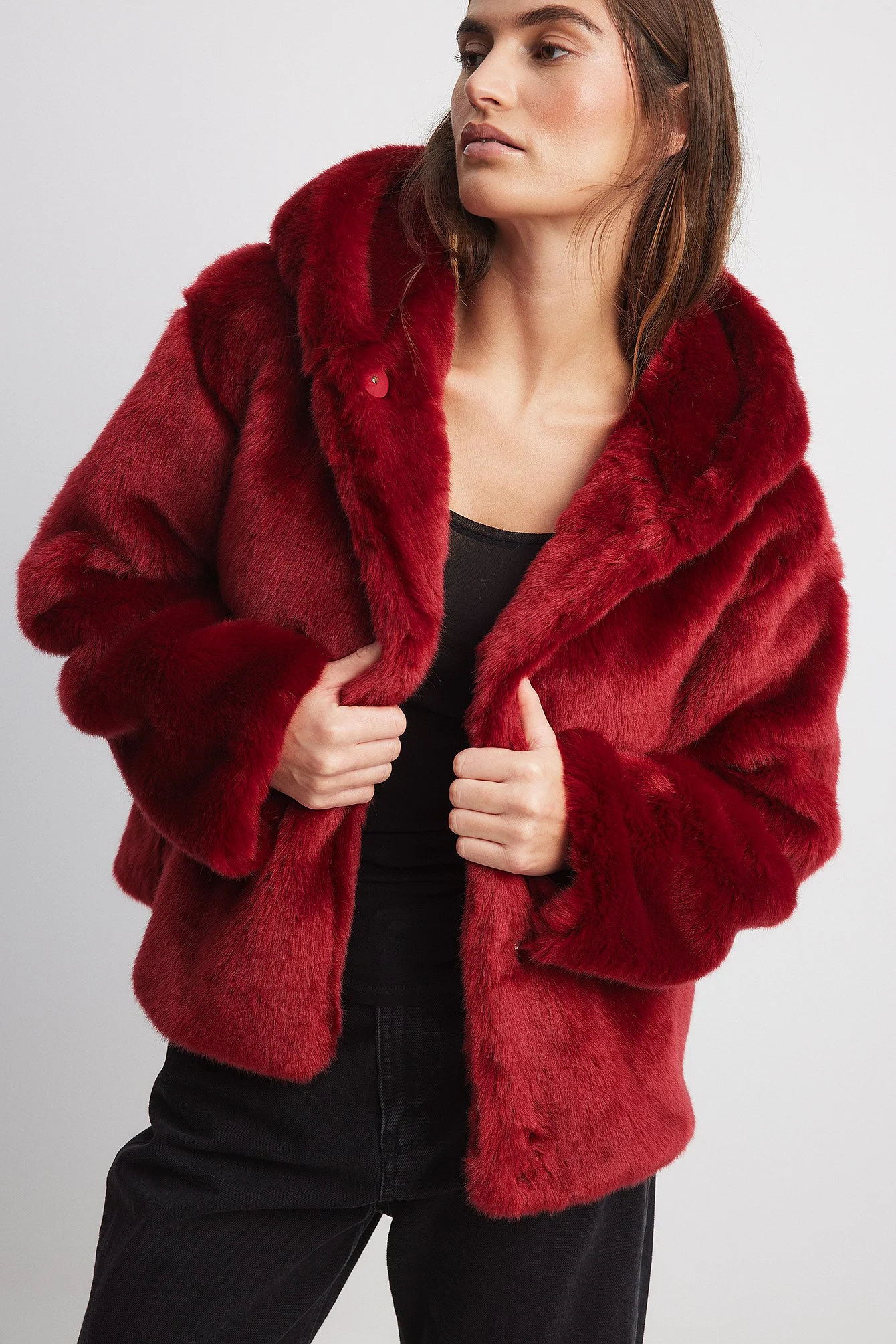 Kapuzenjacke mit Kunstpelz