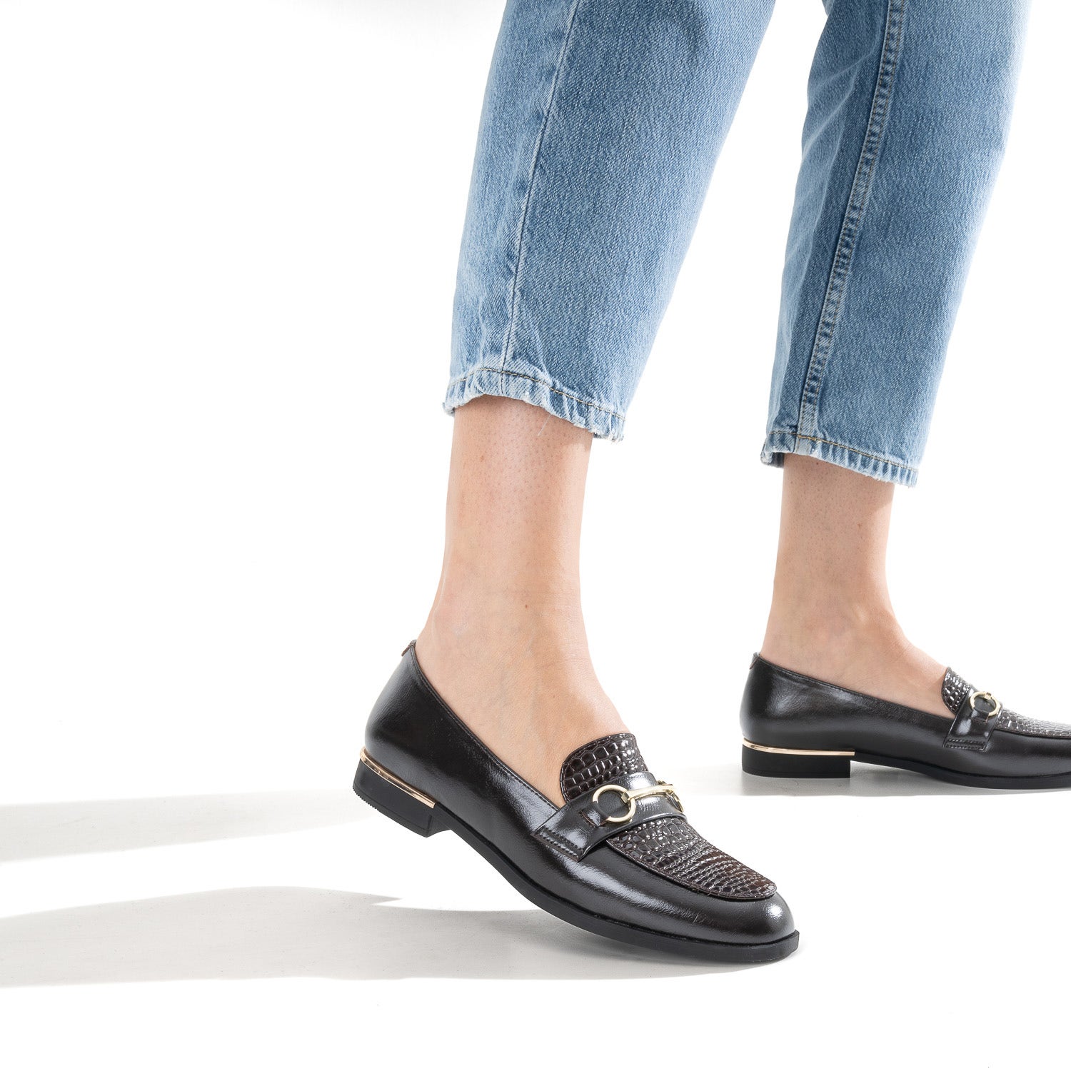 Mocassin marron verni embossé effet python