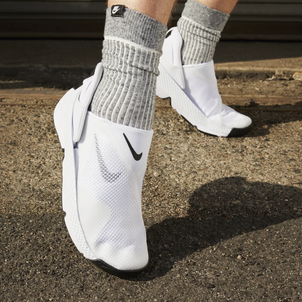 Nike GO FlyEase DR5540-102 / weiss