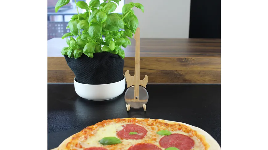 Winkee Pizzaschneider mit Ständer Gitarre