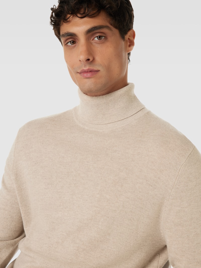 Strickpullover mit Rollkragen in offwhite meliert