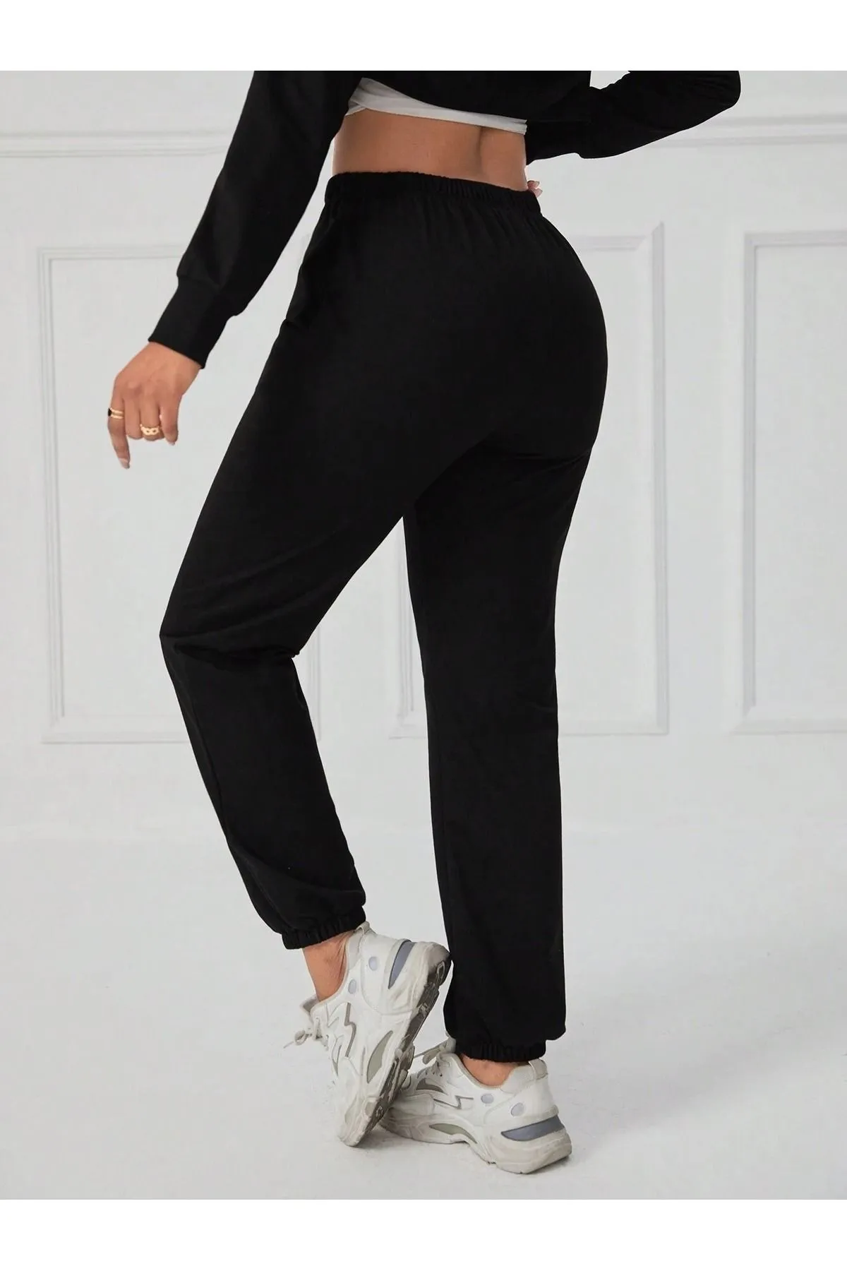 Know  Schwarze elastische Jogginghose für Damen