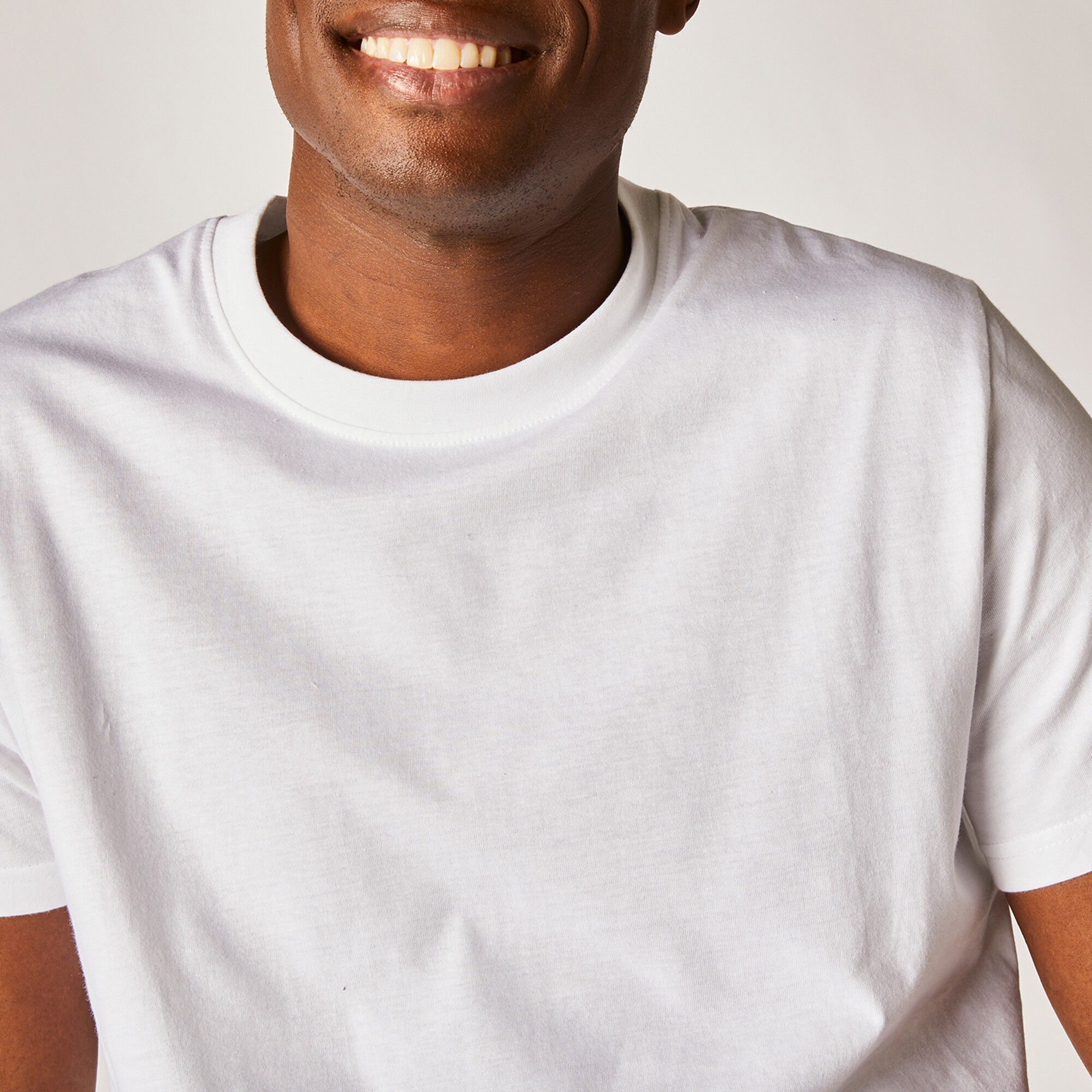 T-shirt col rond manches courtes