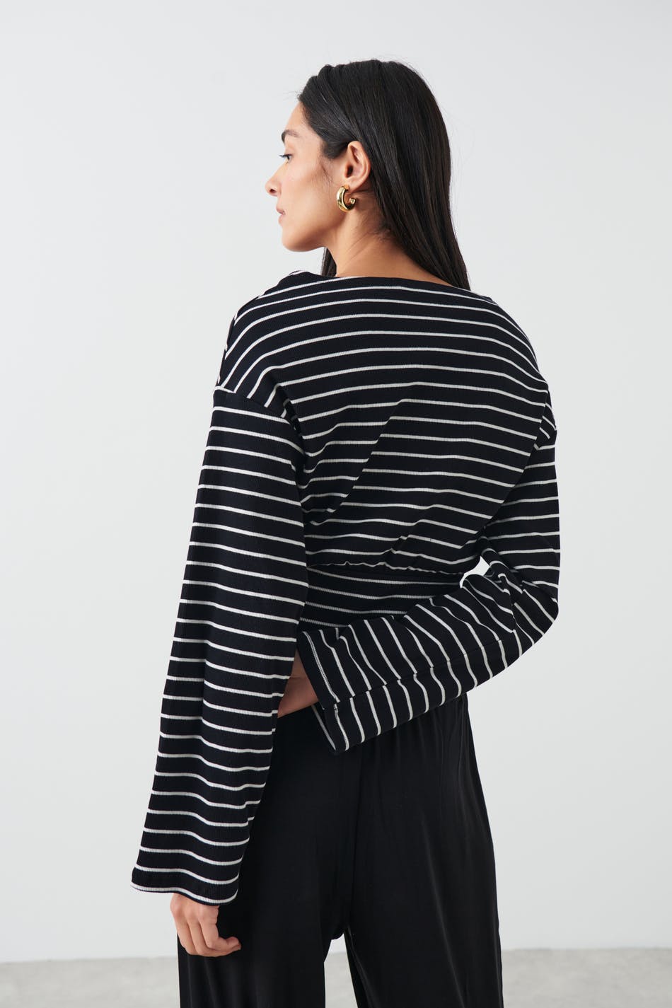 Flare sleeve top