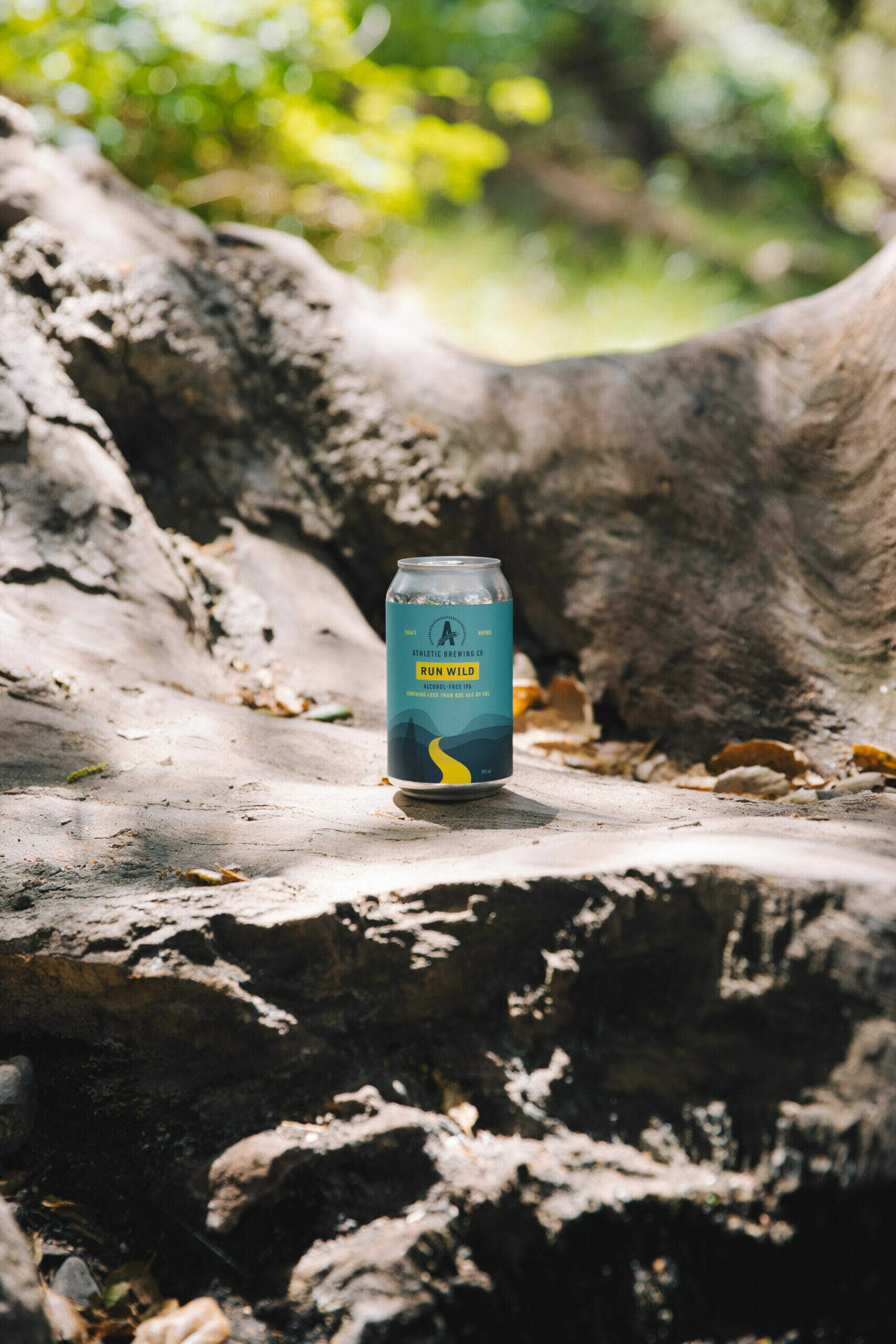 Athletic Brewing : Run Wild IPA - Gueule de joie 0.5° |  35.5 cl