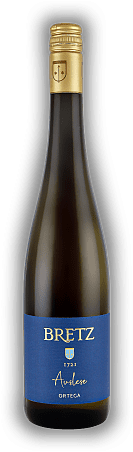 Ernst Bretz, Bechtolsheimer Petersberg, Ortega, Auslese, süß, 2022, Rheinhessen  Ernst Bretz, Bechtolsheimer Petersberg, Ortega, Auslese, süß, 2022, Rheinhessen   Jahrgang 2022 - 0,75	 Liter - Vol 10,5%