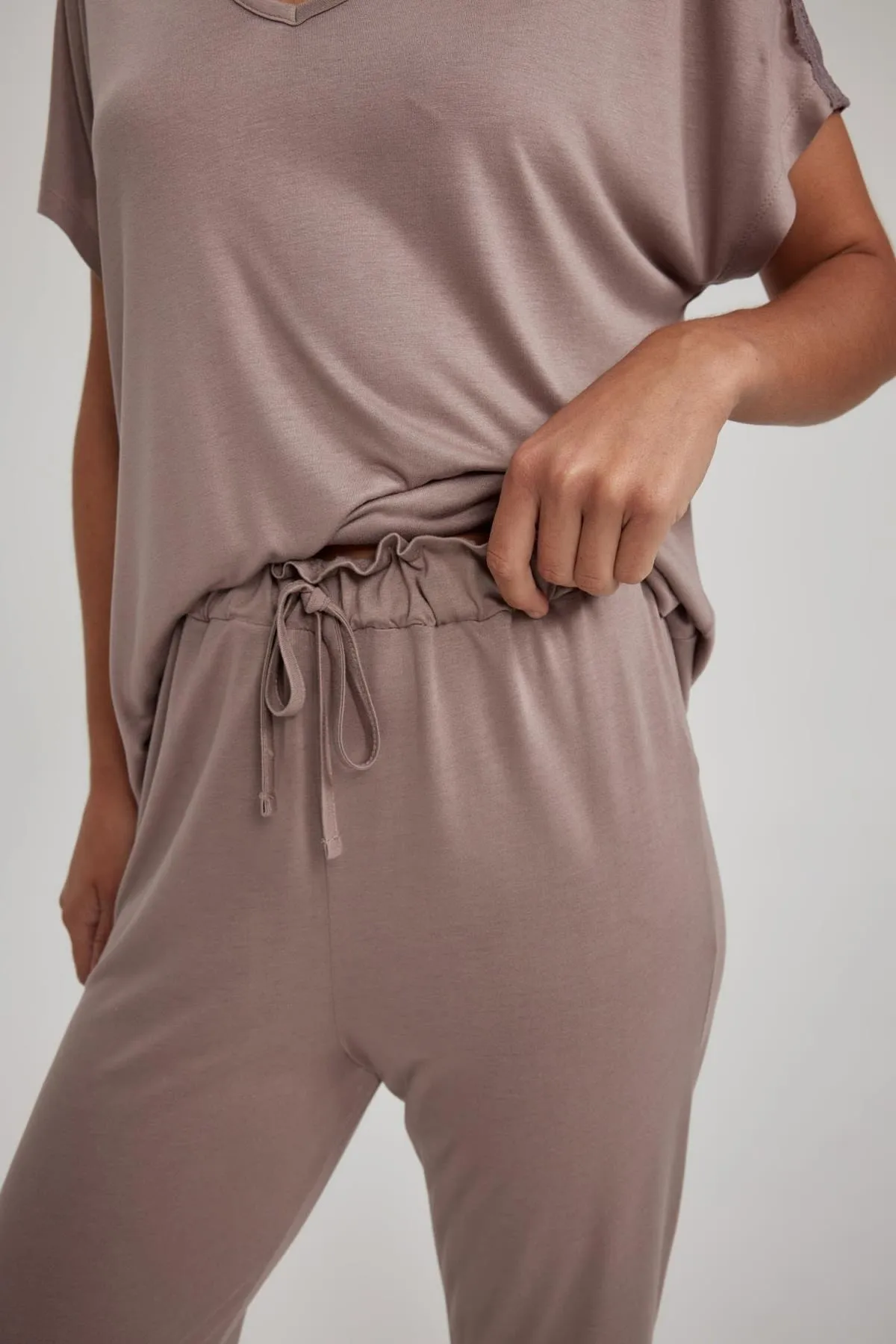 DeFacto  „Fall In Love“-Pyjama-Set mit normaler Passform und kurzen Ärmeln