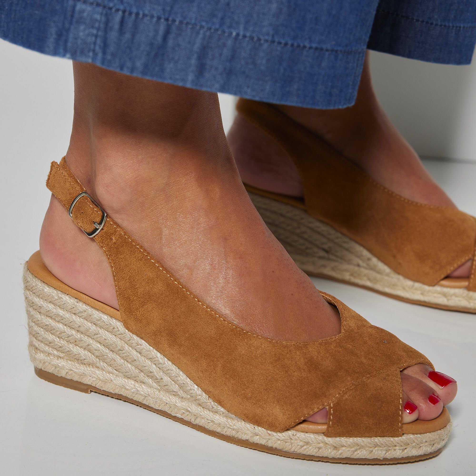 Sandales compensées corde à talon et bout ouverts