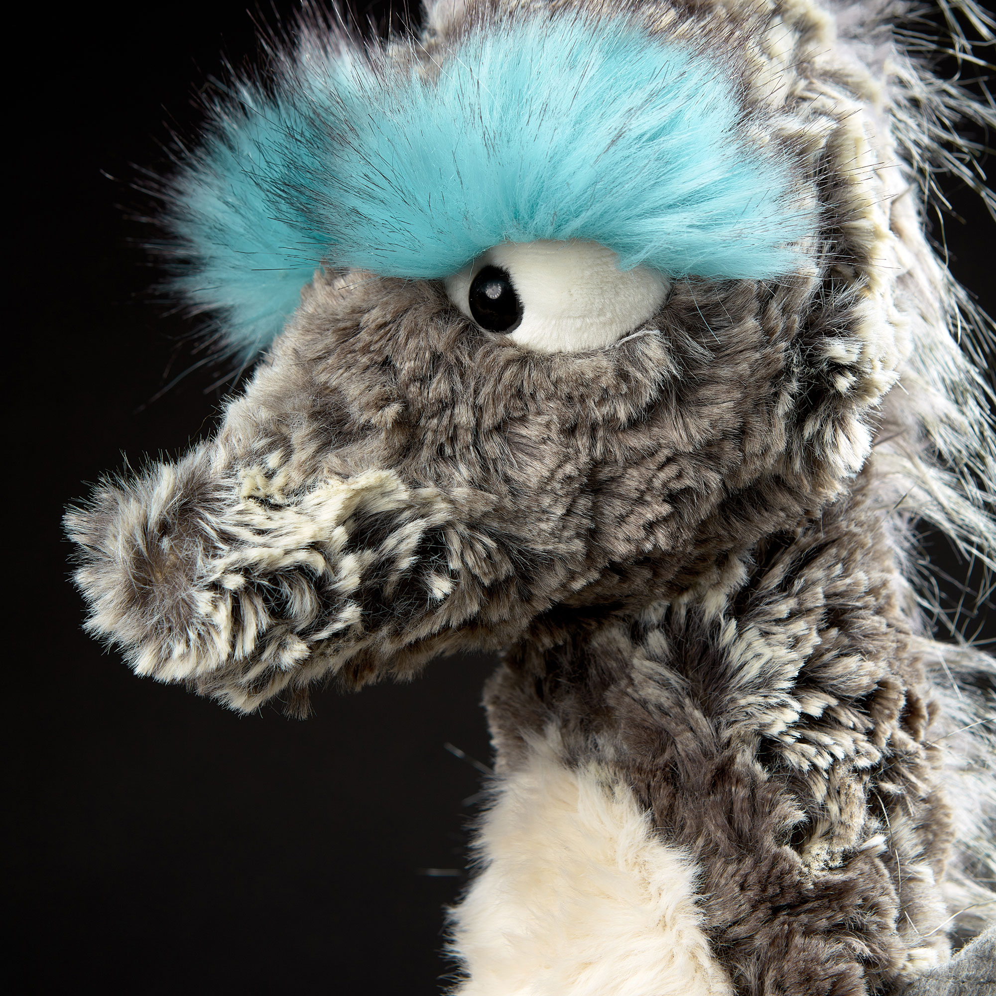 Critical Cris BeastsTown