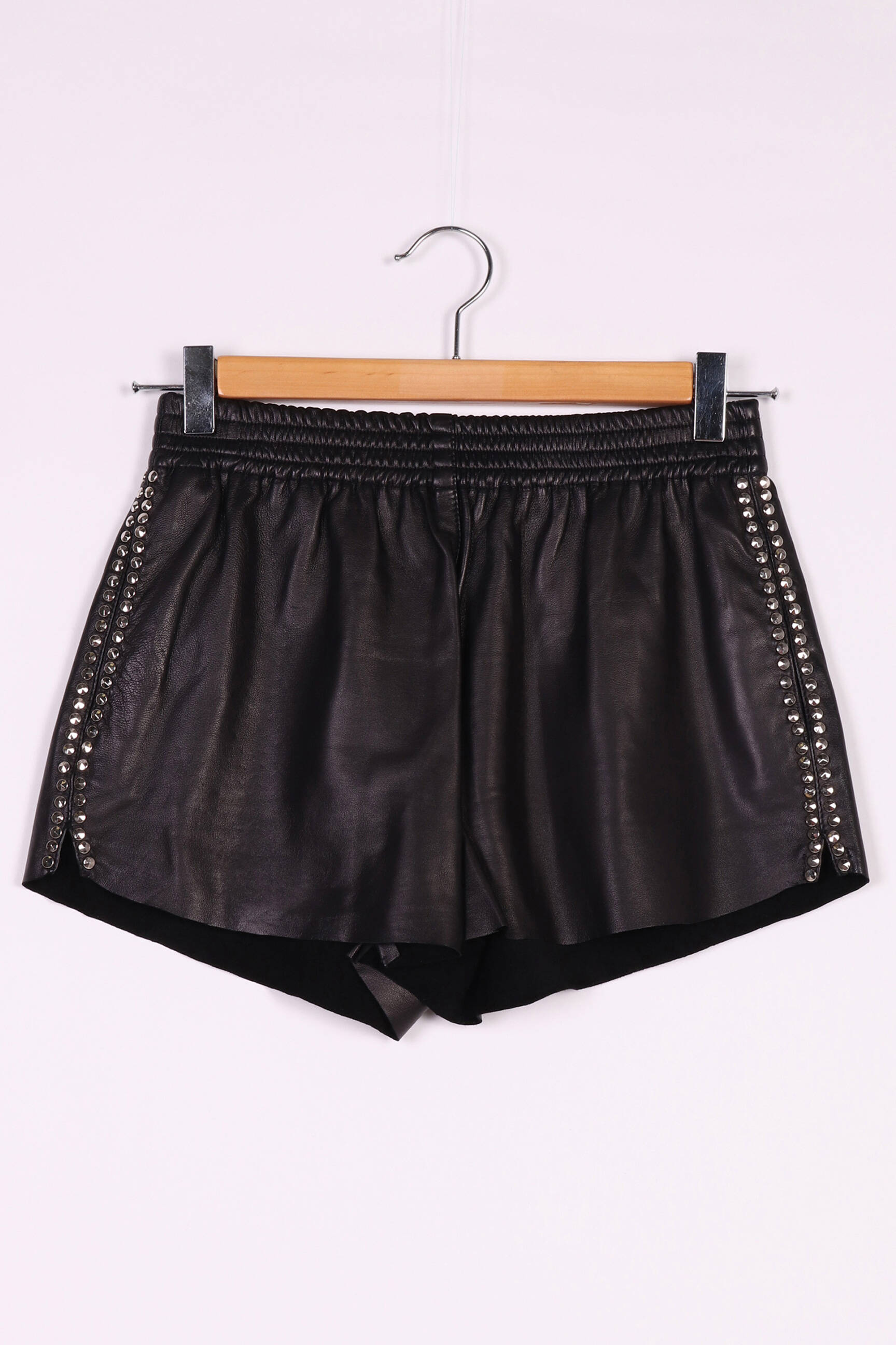 Neshamanh N Shorts 1 Femme couleur noir