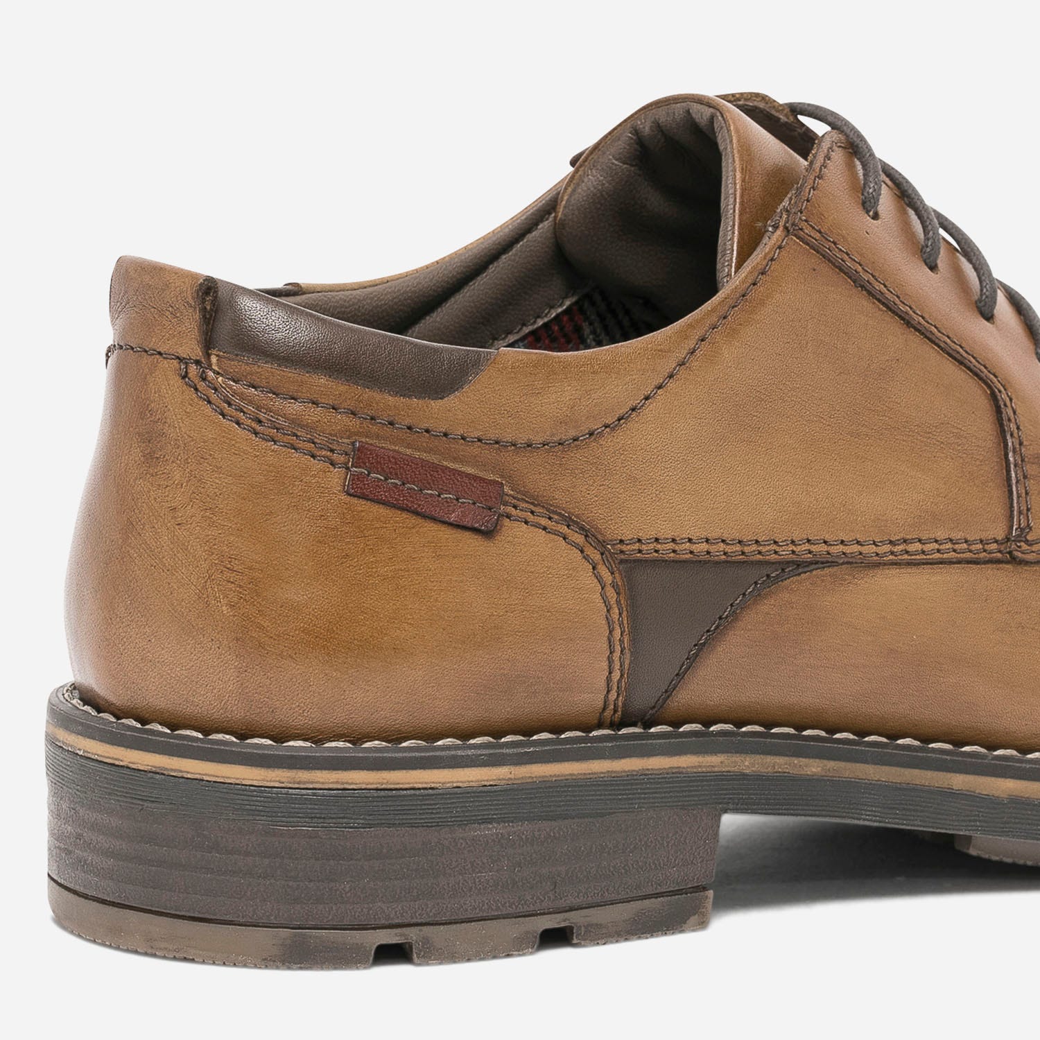Derby camel en cuir