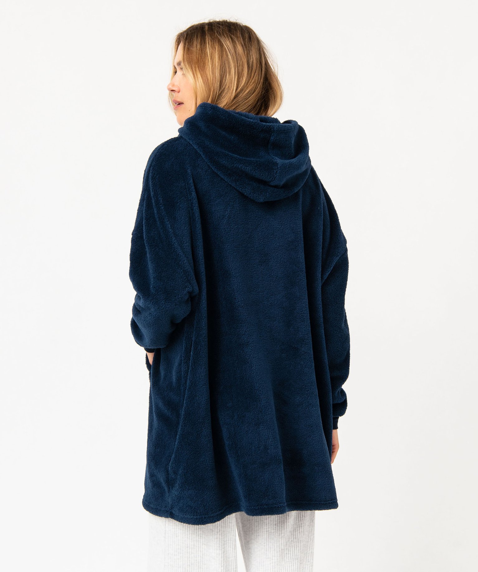 Chemise de nuit XXL à capuche motif Stitch femme - DS bleu fonce | GEMO