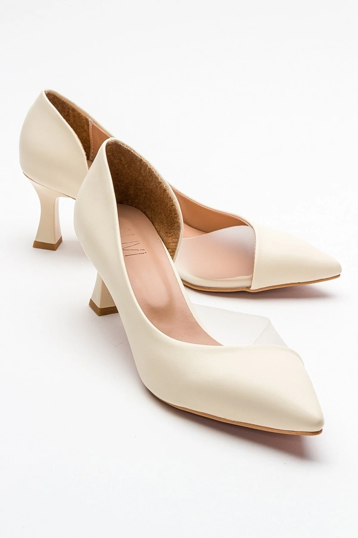 LuviShoes  353 Ecru-Leder-Damenschuhe mit Absatz