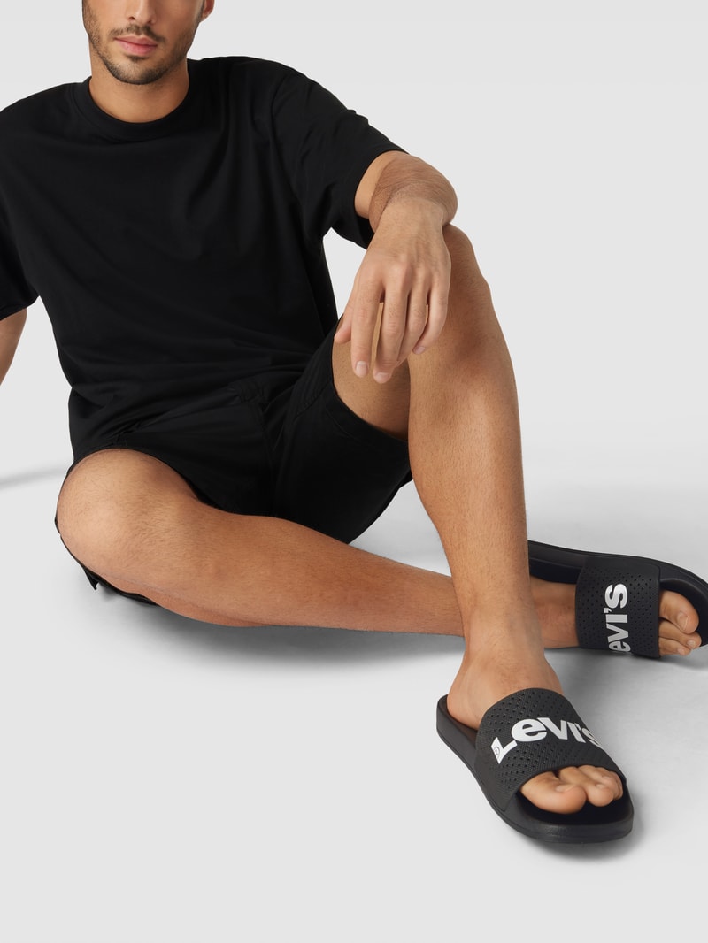Slides mit Label-Print Modell 'JUNE' in schwarz