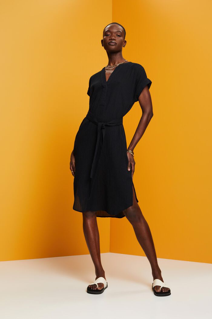 Midikleid in Knitteroptik mit Gürtel