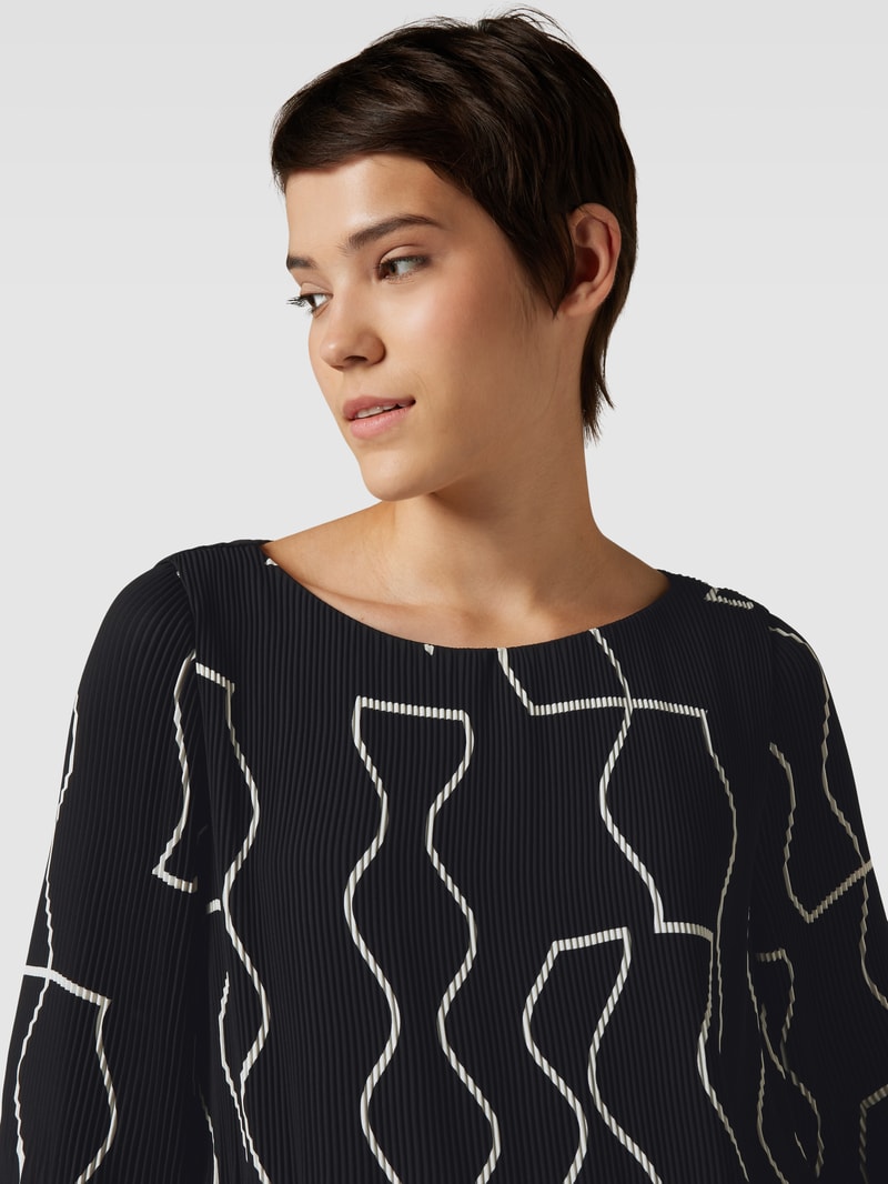 Bluse mit Plisseefalten in schwarz
