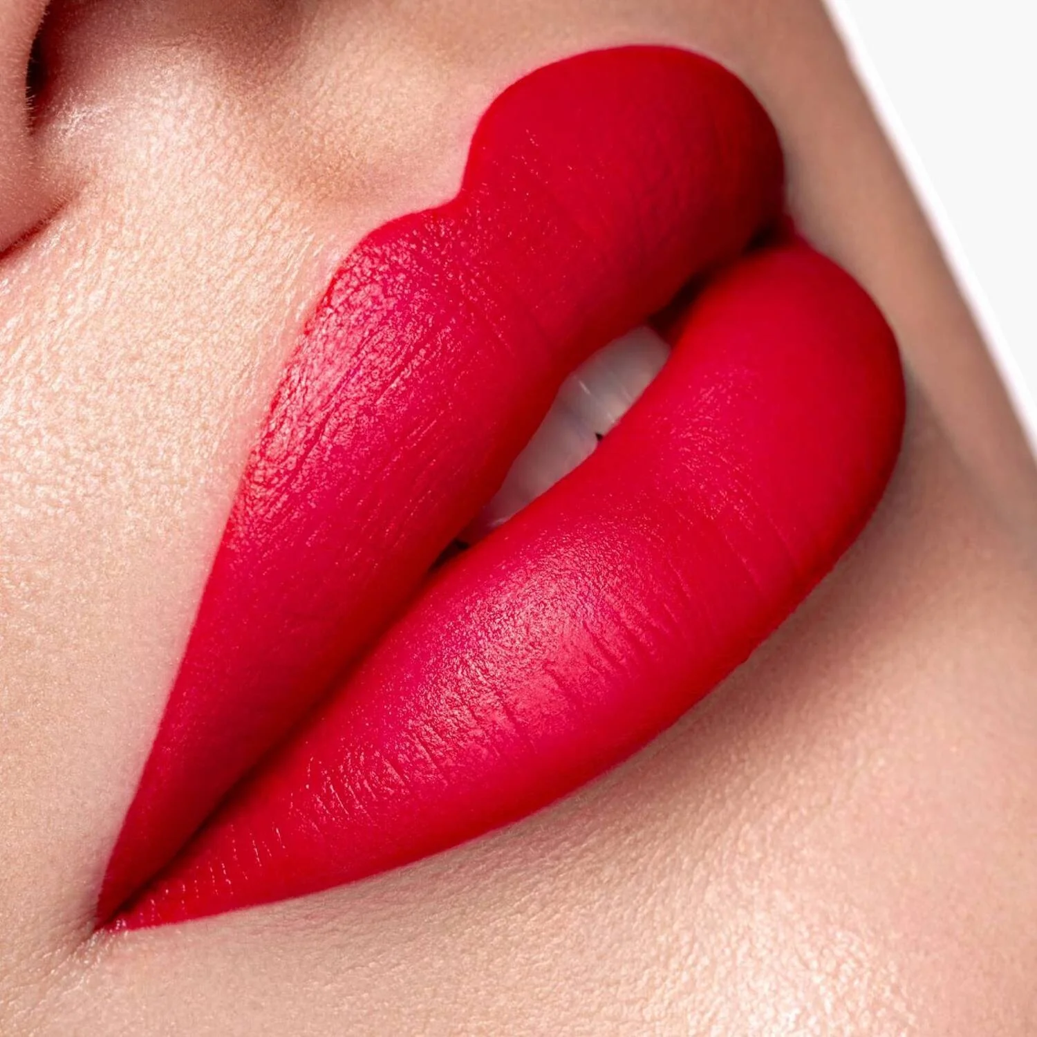 CLOUD THERAPY LIP MOUSSE - Matowa pomadka