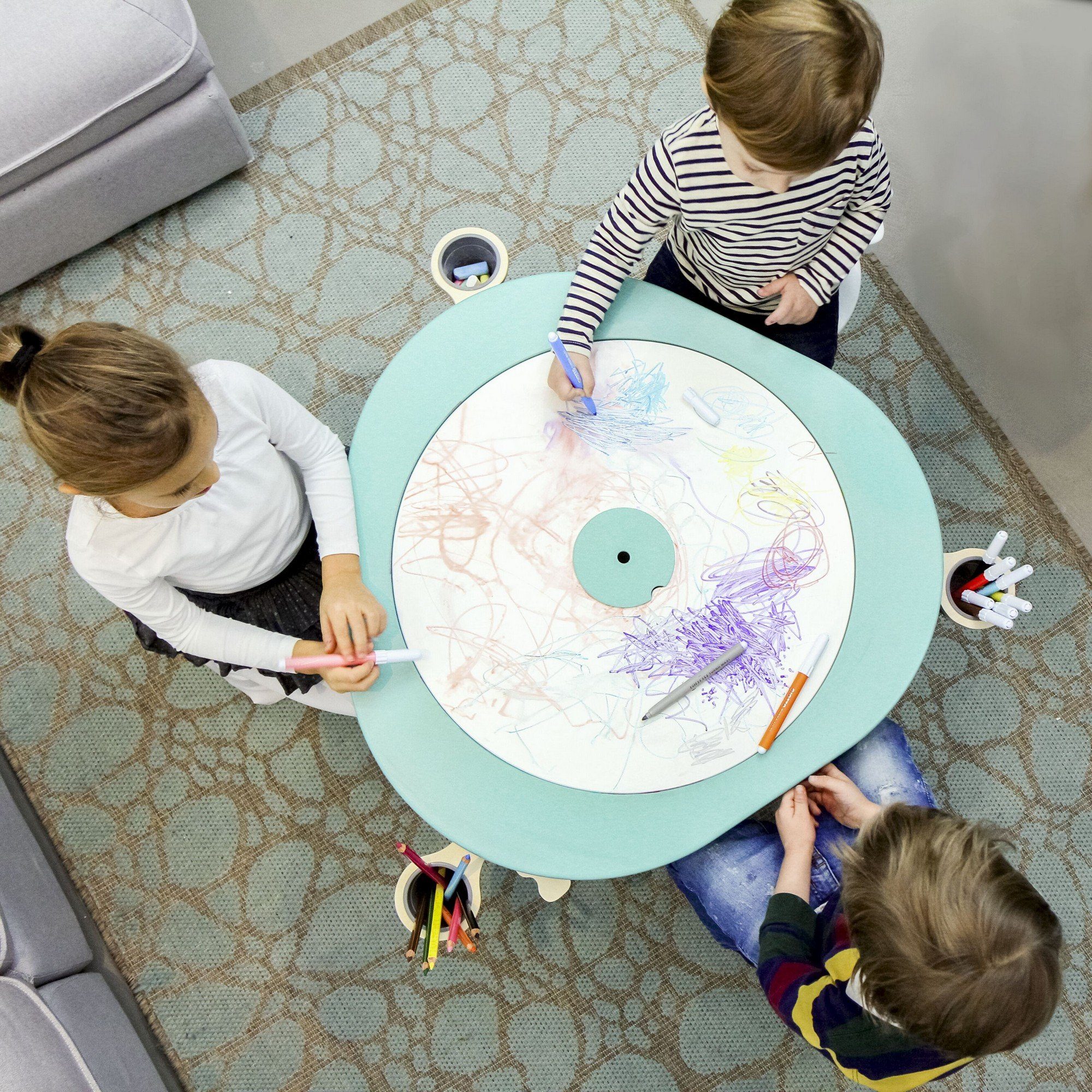 Stokke Kindersitzgruppe MuTable Stuhl - Kinder Holzstuhl für den Multifunktionsspieltisch Mutable - Die ideale Ergänzung für den Spieltisch