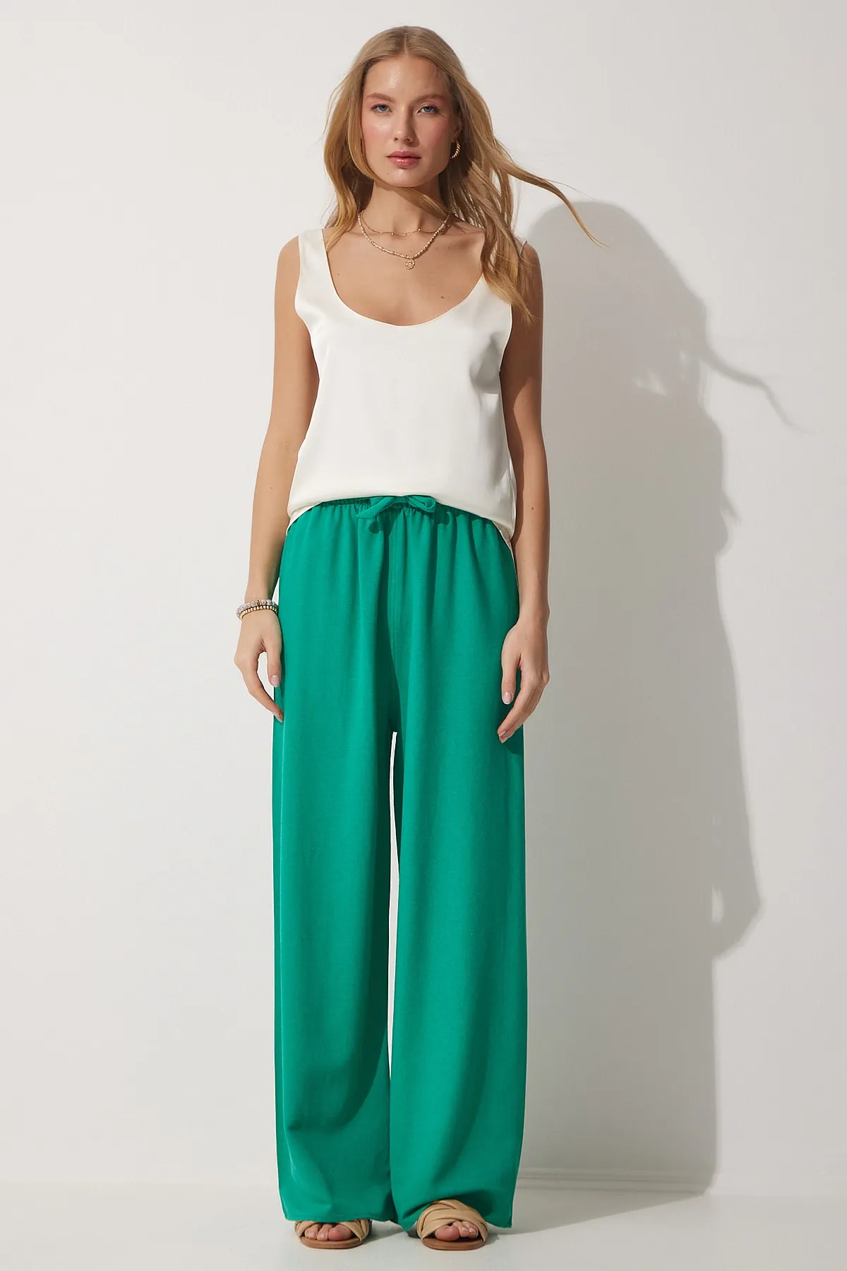 Happiness İstanbul  Lockere Leinenhose