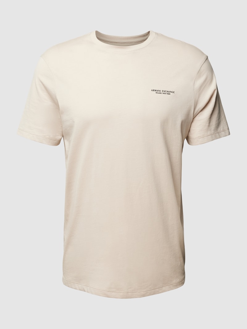 T-Shirt mit Label-Detail in beige