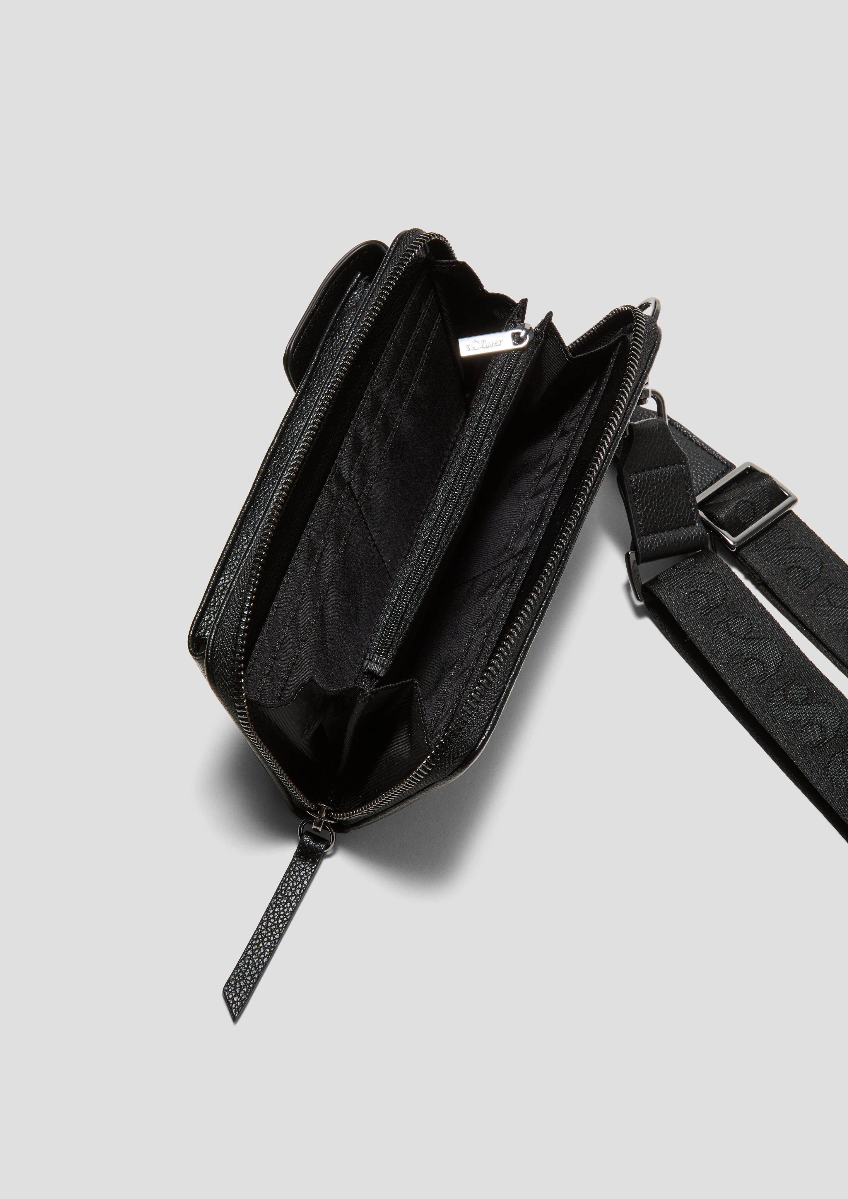 Handytasche in Leder-Optik  2137747-9999