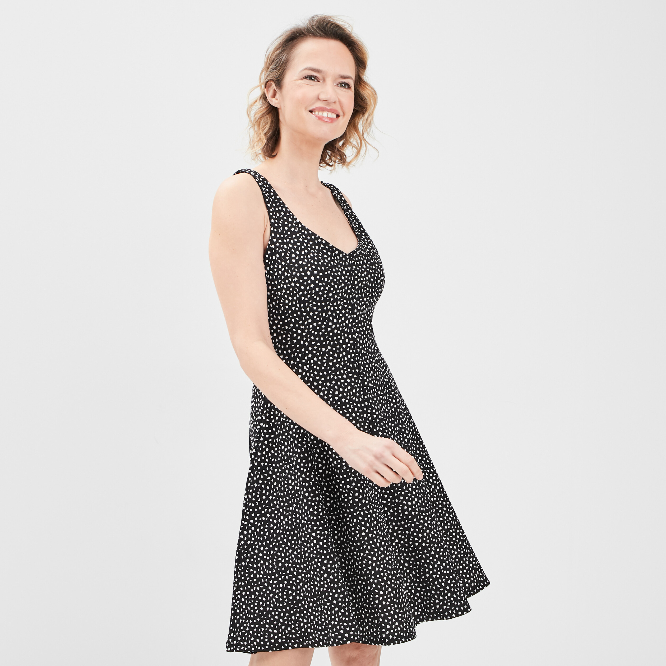 Robe patineuse à bretelles noir femme | La Halle