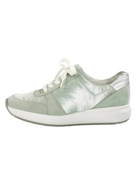 Sportschuh mit Schaftrandpolsterung