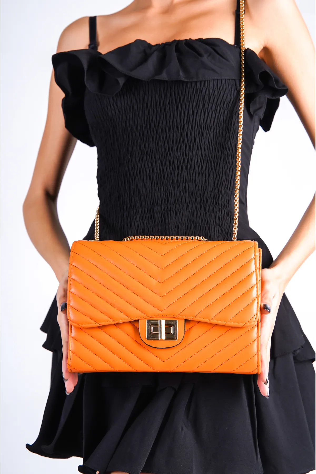 Capone Outfitters  Capone London Quilted Orange Damentasche