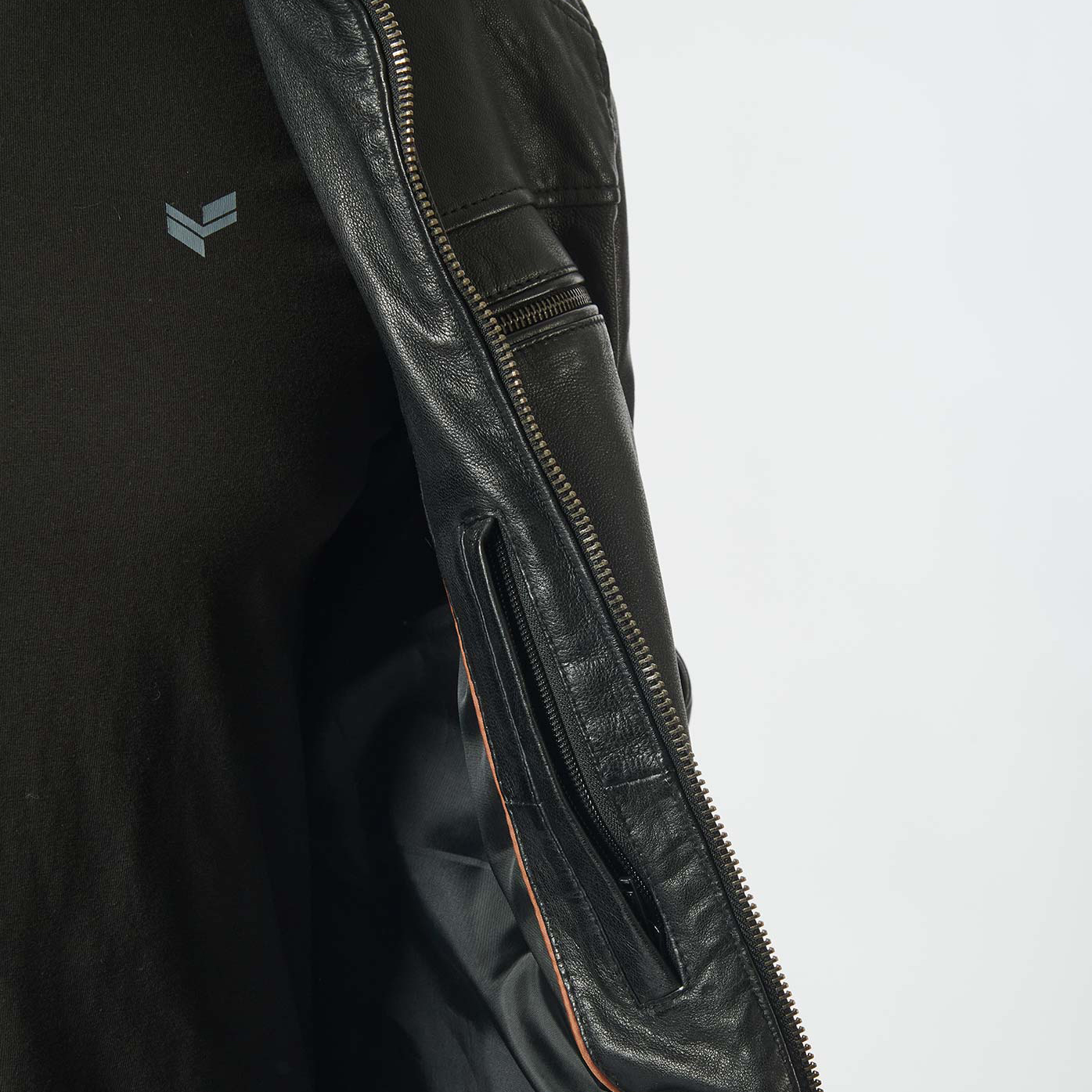 UNIQ   Veste en cuir noir Homme