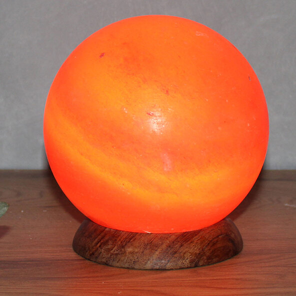 Beleuchteter Salzkristall Planet