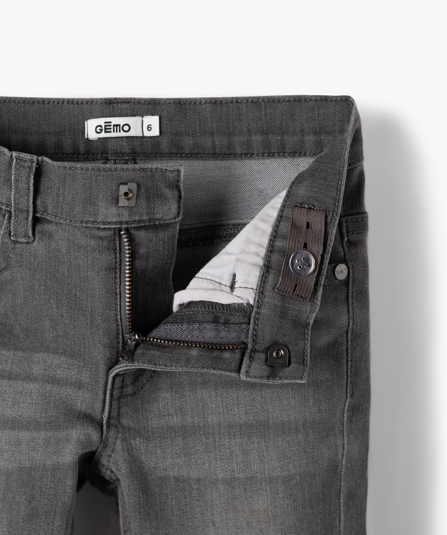 Jean Garçon coupe Slim contenant du polyester recyclé grey | GEMO
