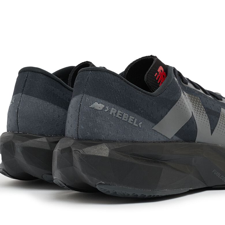 New Balance FuelCell Rebel v4 