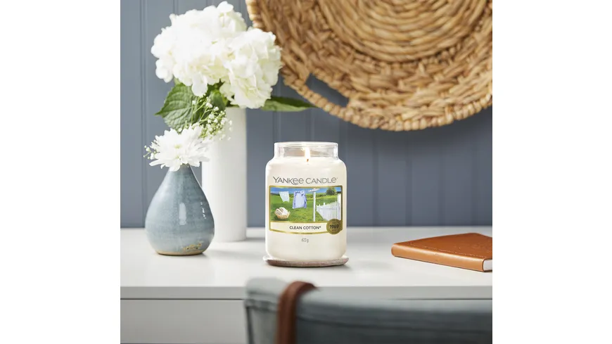 Yankee Candle Große Kerze im Glas Clean Cotton