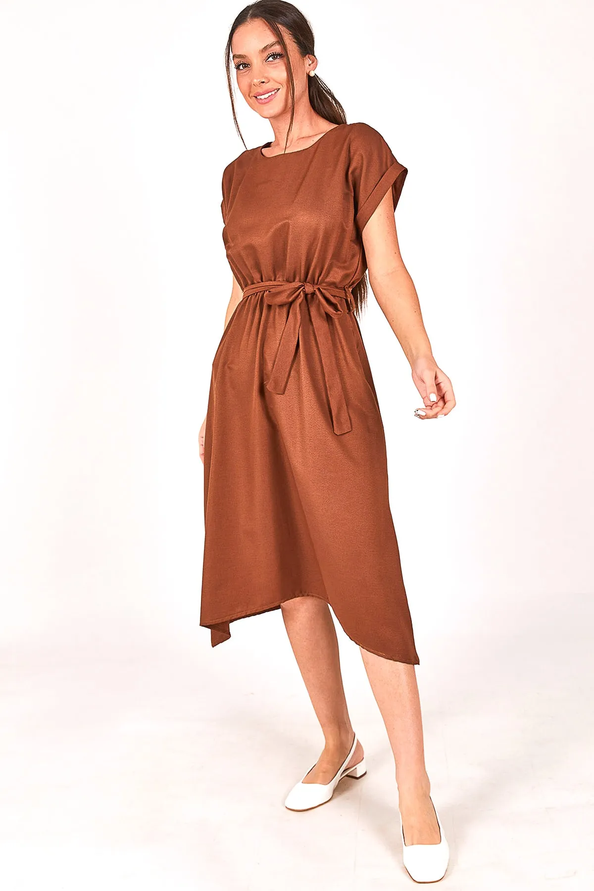 armonika  Damenkleid in Kaffeebraun mit elastischer Taille und Bindeband ARM-18Y001120