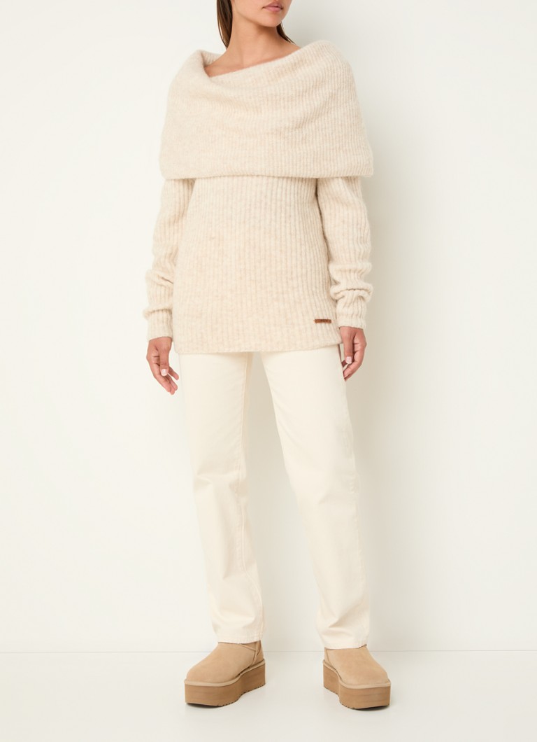 Moscow Soul fine-knit off-shoulder sweater in alpaca wool blend