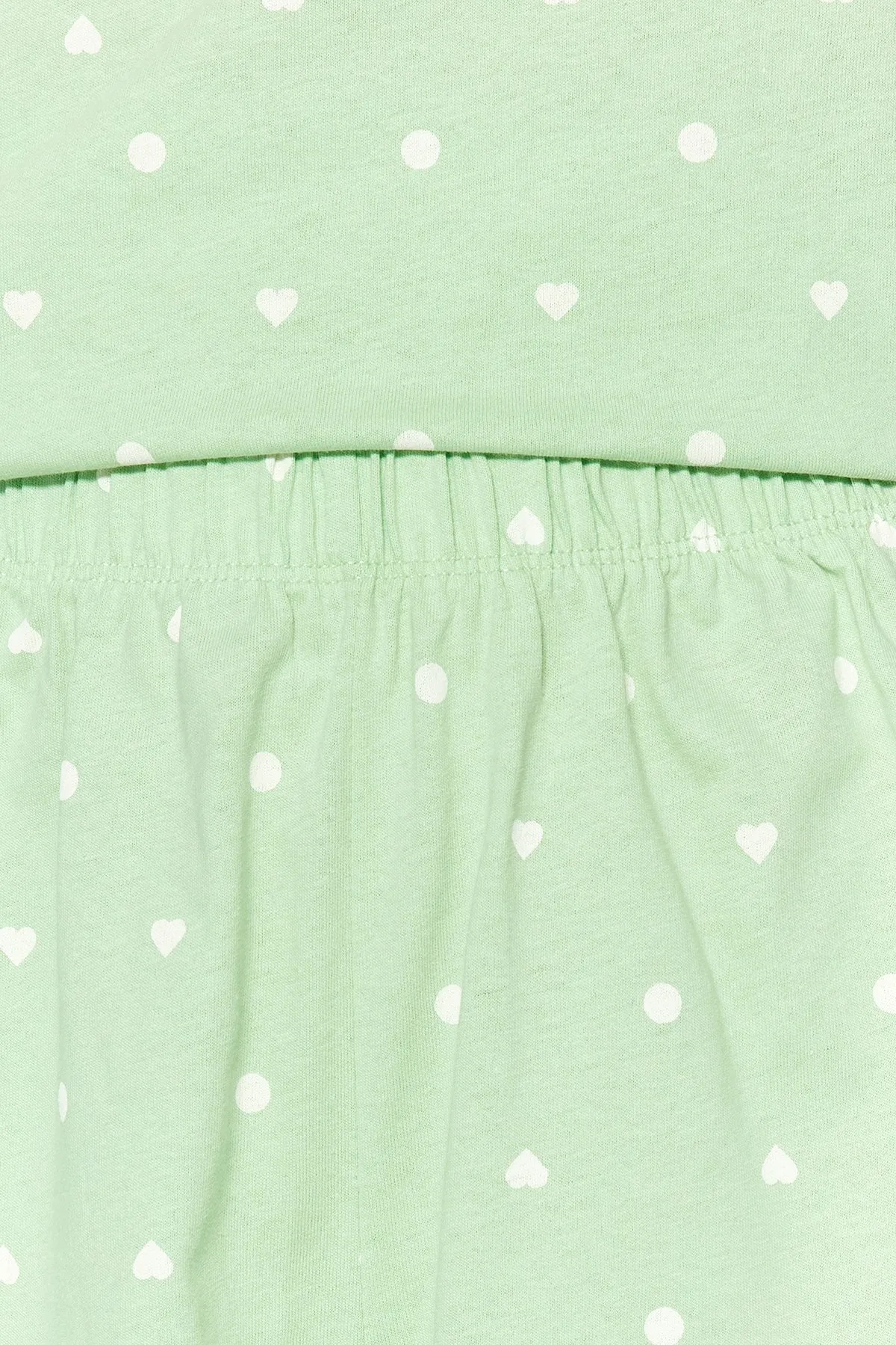 Trendyol Collection  Mintgrünes Pyjama-Set aus 100 % Baumwolle mit Herzmuster, T-Shirt und Shorts, Strick-Pyjama-Set THMSS21PT1485