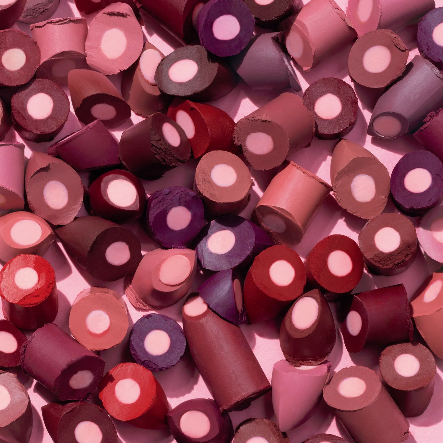 Lūpų dažai „Hydramatic“ matiniai lūpų dažai - matiniai lūpų dažai, lūpų dažai