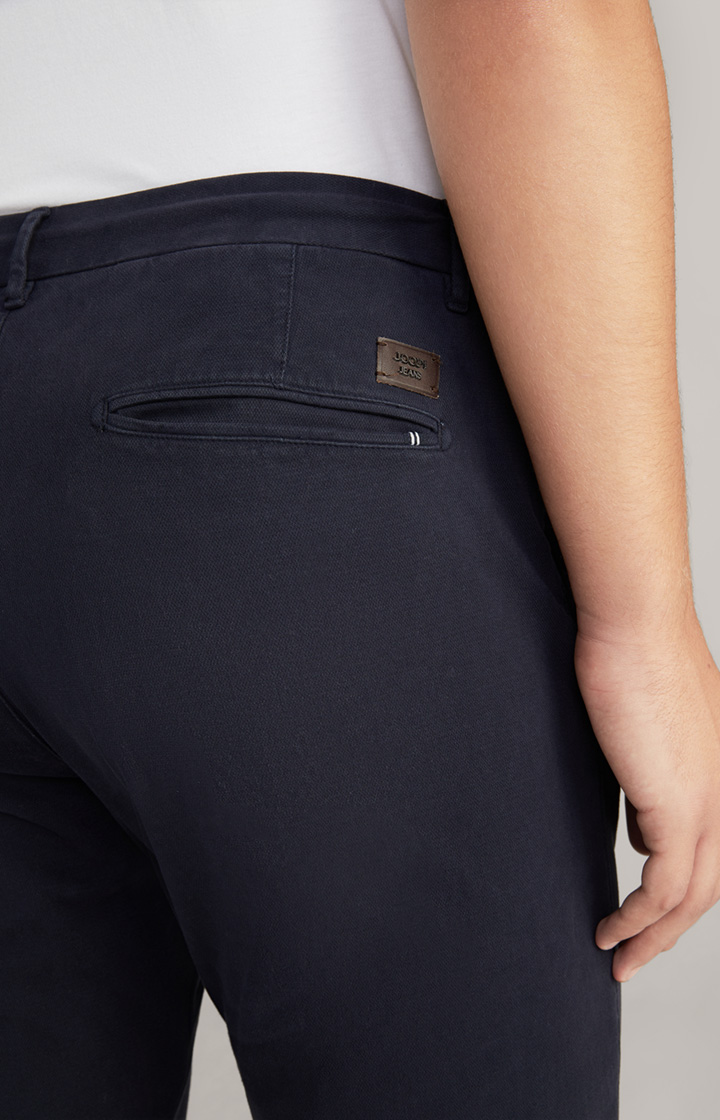 Chino Maxton in Navy