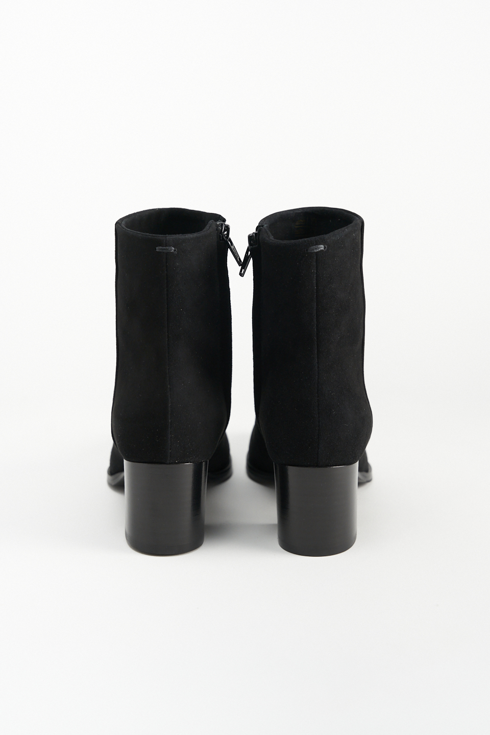 WG2 suede black