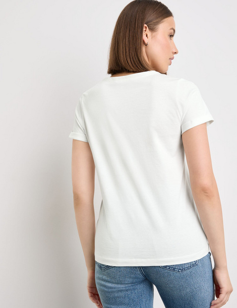 Basic T-Shirt