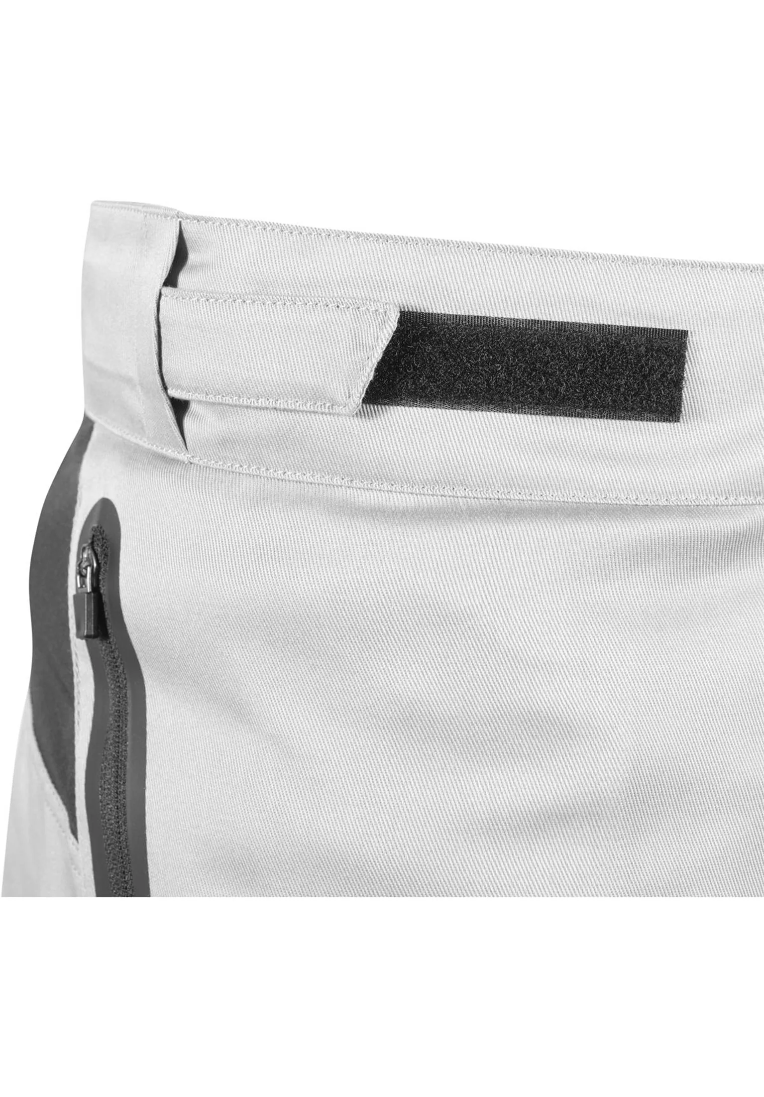 MF2 Shorts