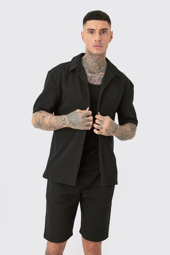 Tall kurzärmliges Hemd & Shorts in Schwarz
