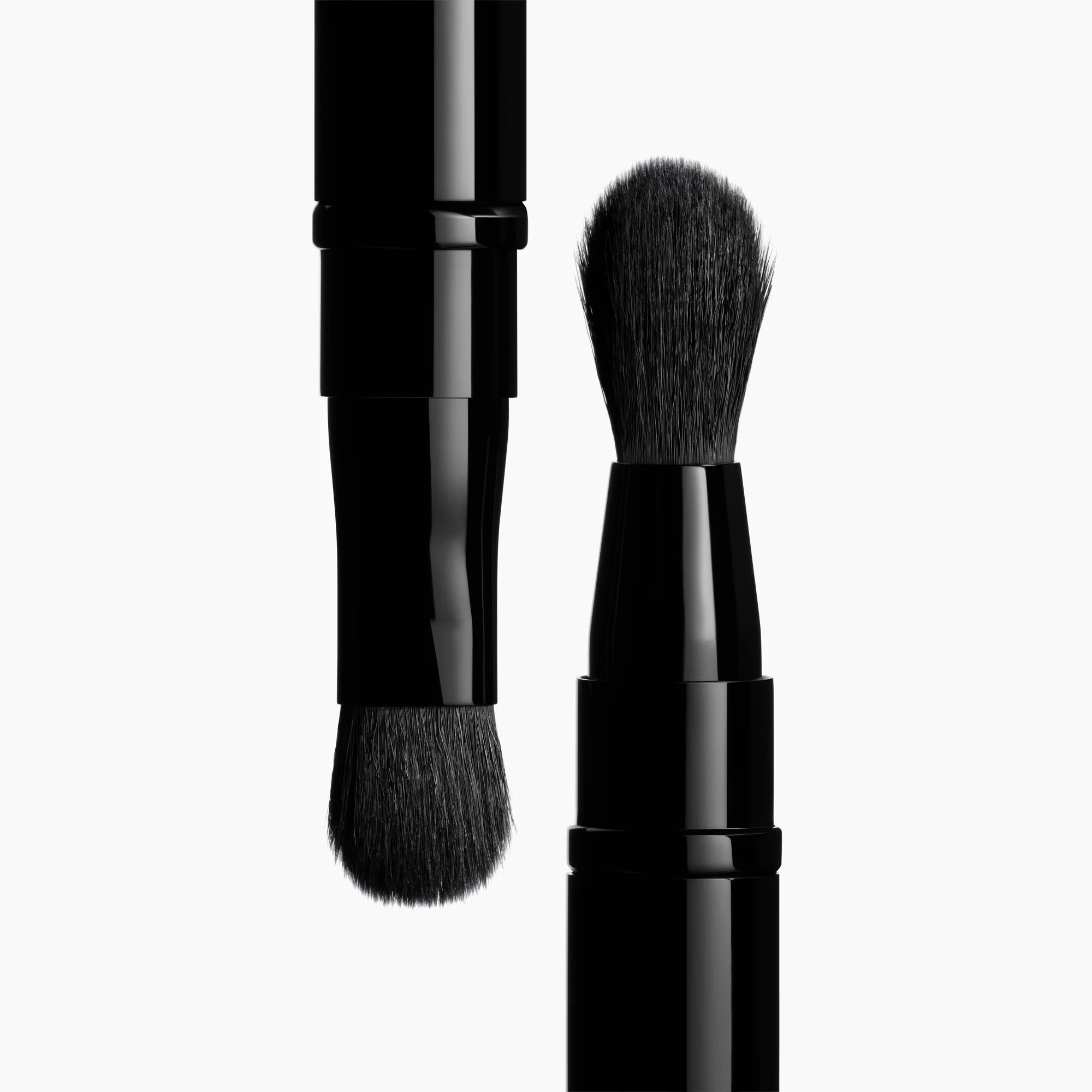 BROCHA RETRÁCTIL DOBLE PARA PÁRPADOS N°200 - BROCHA RETRÁCTIL DOBLE PARA PÁRPADOS