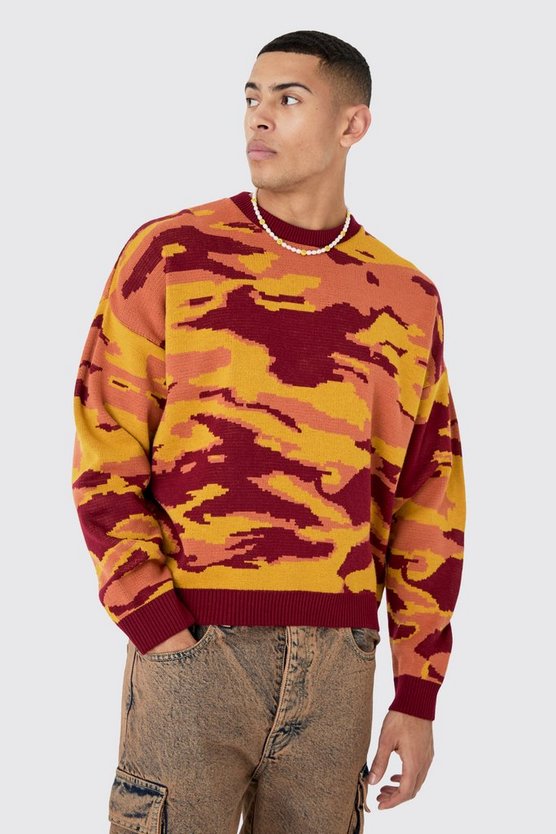 Kastiger Oversize Pullover mit abstraktem Print